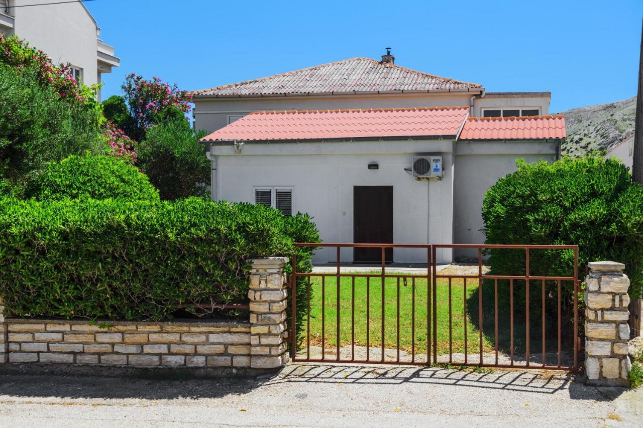 Apartmant Prosika Pag Town Exterior photo